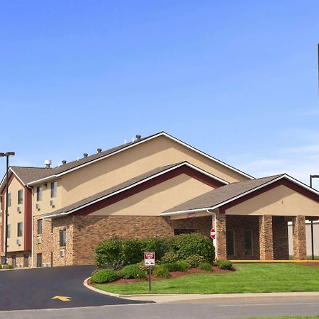 Super 8 By Wyndham Collinsville St. Louis Kültér fotó